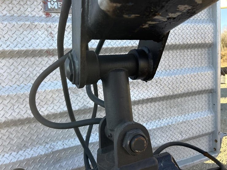 2001-mack-ch613-image-41