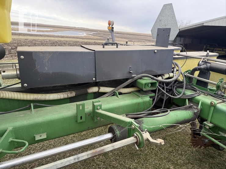 1997-john-deere-1770-image-26