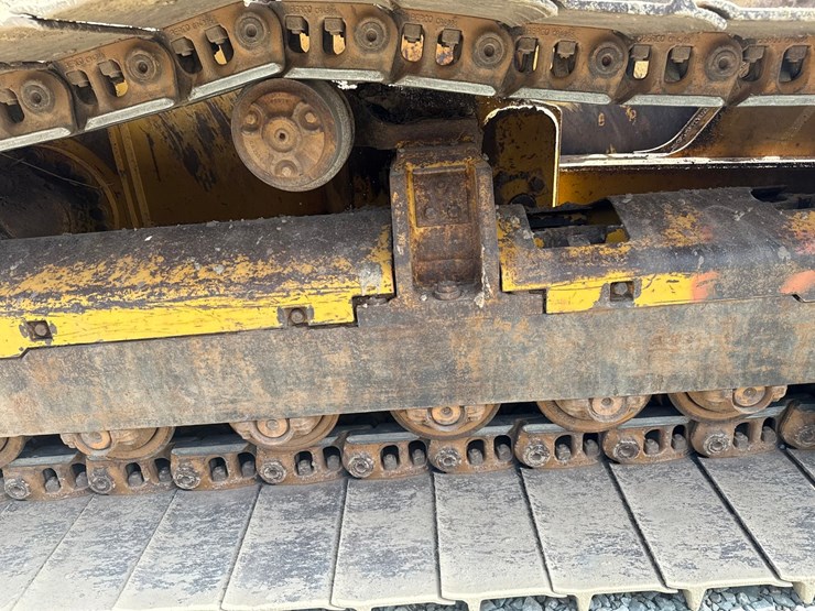 2002-deere-700h-lgp-image-65