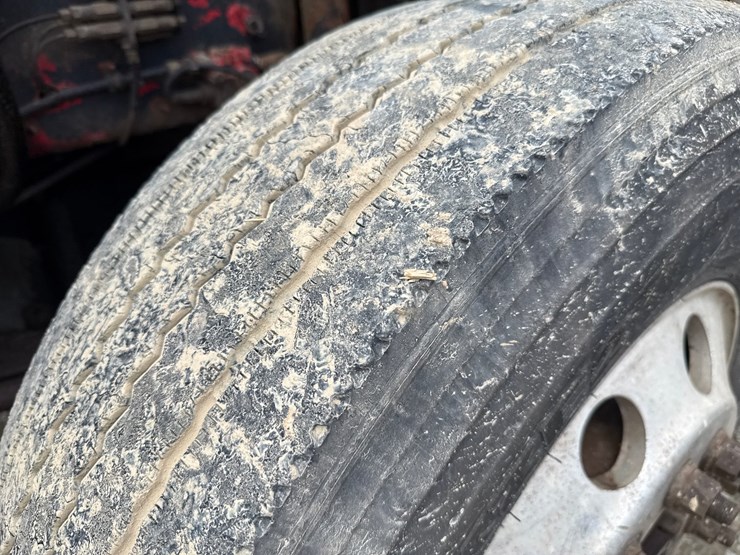 1998-massey-ferguson-8-image-70