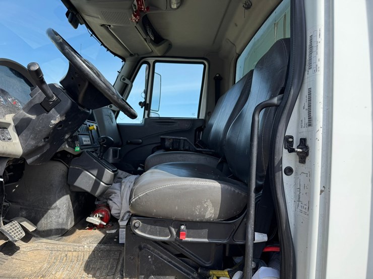 2014-international-4300-sba-image-31