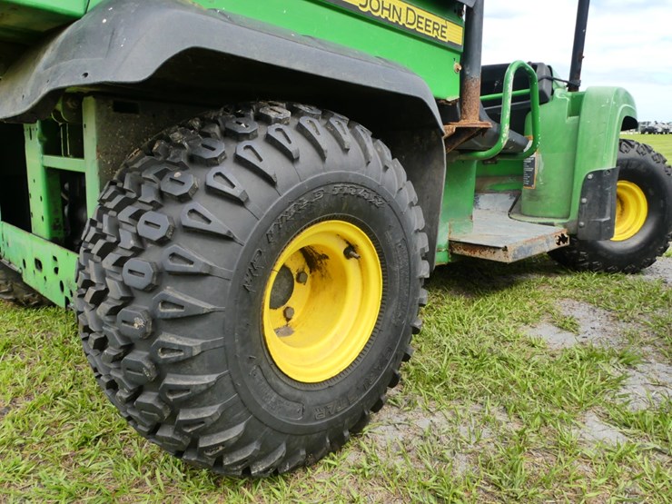 john-deere-gator-image-5