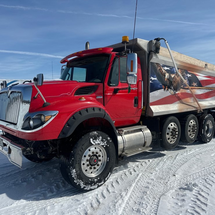 2012 INTERNATIONAL 7600