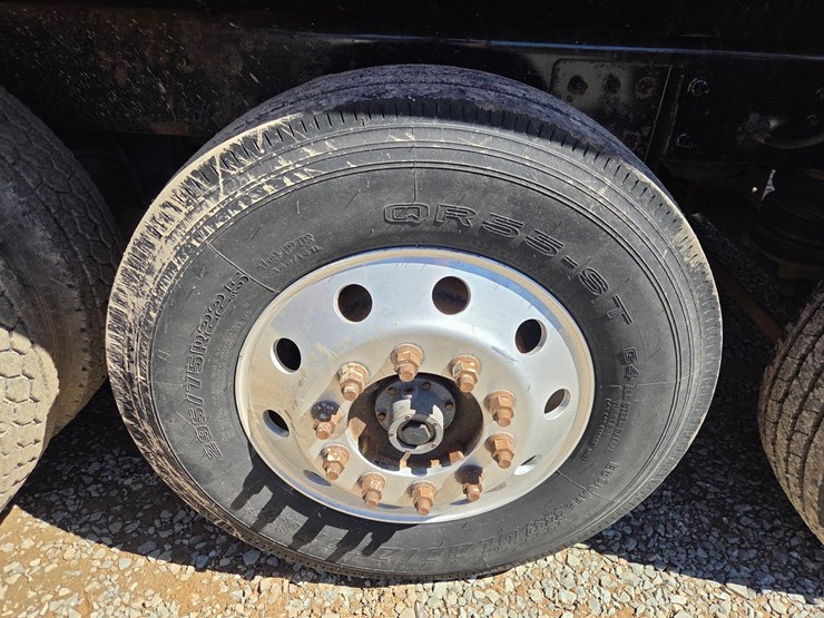 2019-international-hv613-image-90