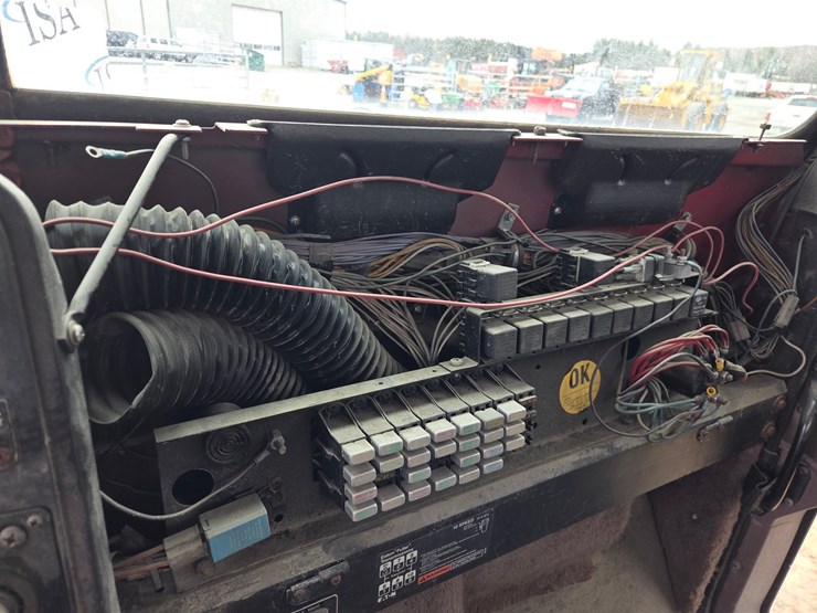 1993-international-9200-image-62