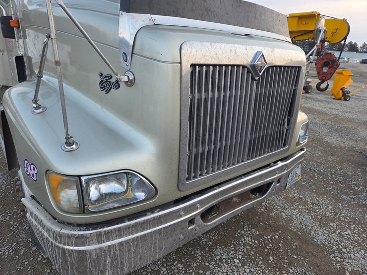 2005-caterpillar-c13-image-9