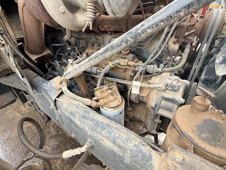 1988-mack-dm690s-image-48