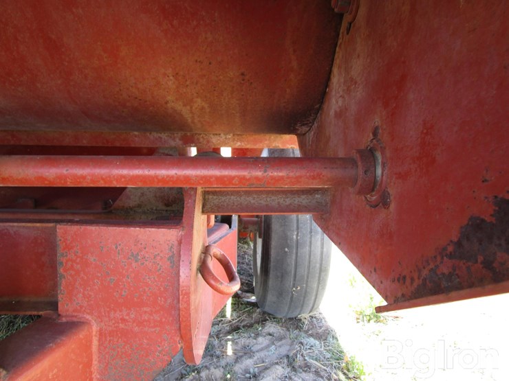 hesston-sp10-image-17