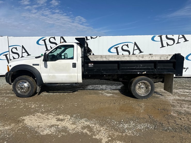 2006-ford-f550-image-2