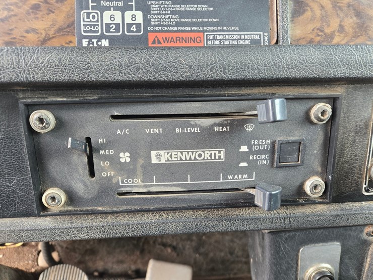1993-kenworth-t800-image-79