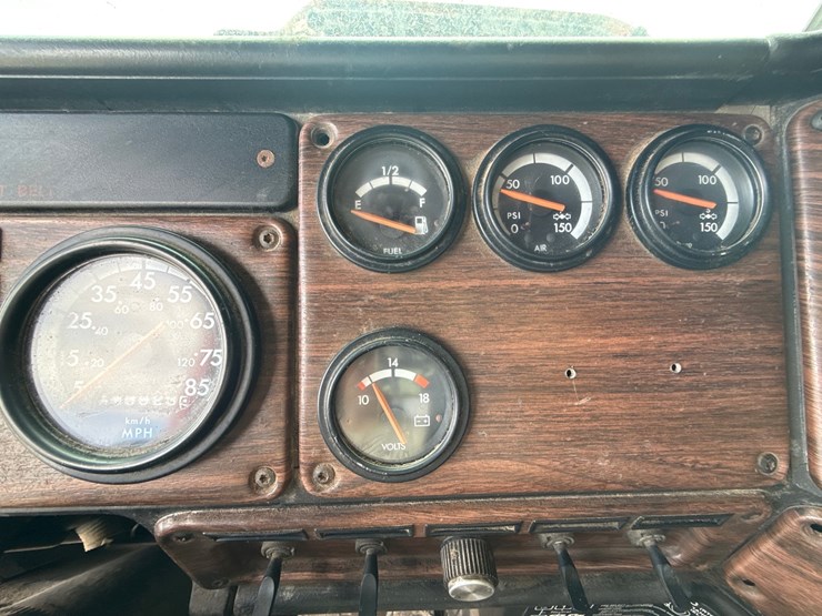 1998-massey-ferguson-8-image-67