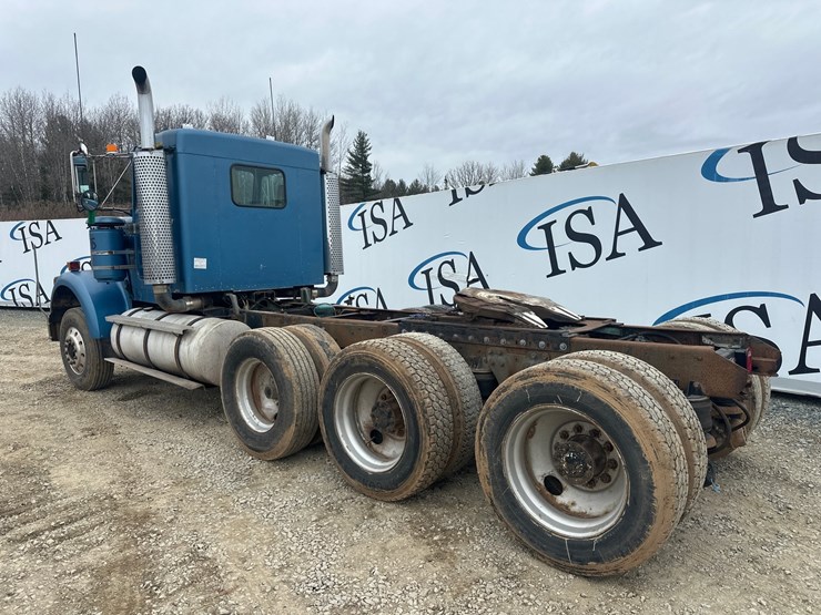 1985-kenworth-w900-image-3