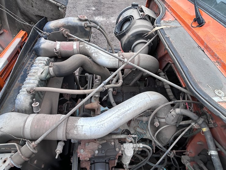 1992-international-4900-image-49