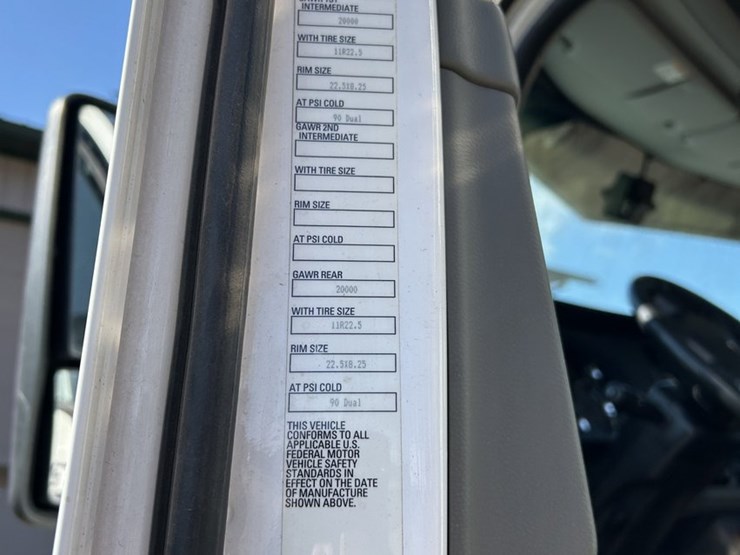 2020-kenworth-t880-image-90