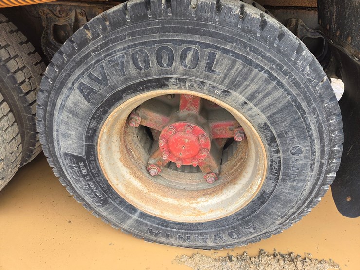 1993-international-9200-image-73