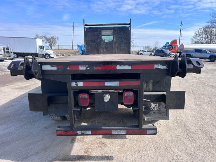 #1679-•-2004-kenworth-flatbed-truck-image-4