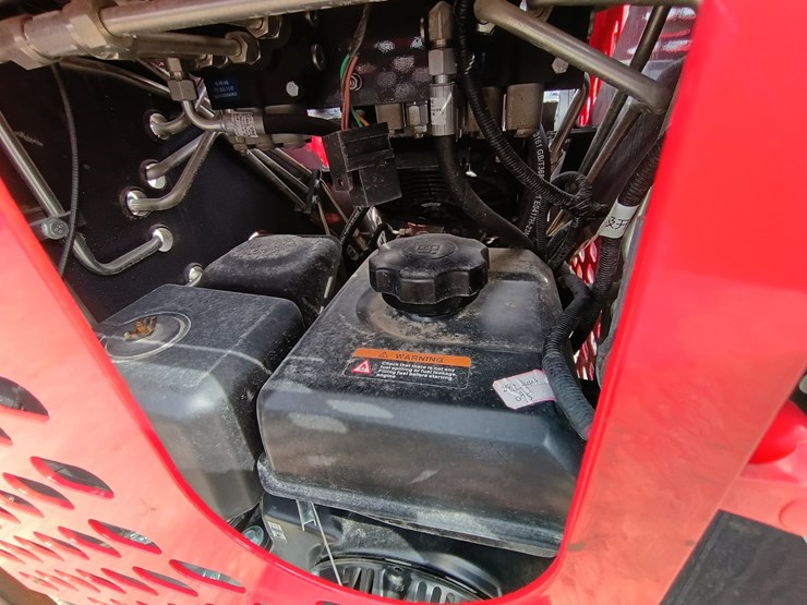 #23946-•-2025-agt-ysrt14-mini-skid-steer-image-11