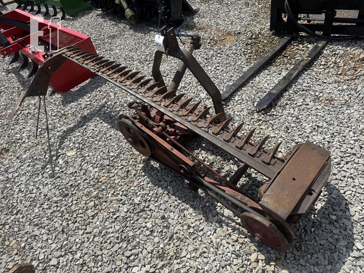 international-1300-image-1