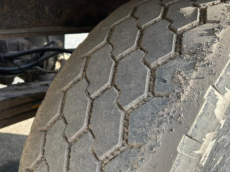 2000-axle-dump-trailer-image-40