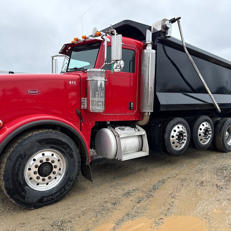 2005 PETERBILT 357