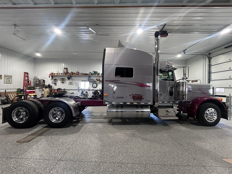 2007-peterbilt-379-image-6