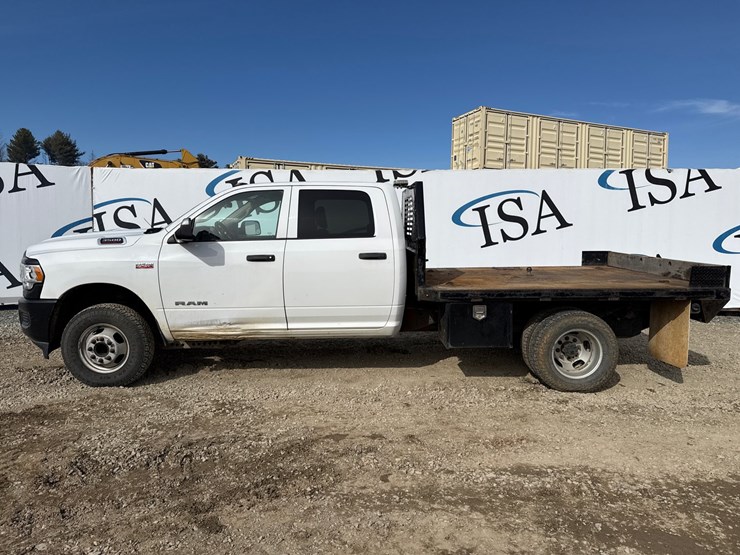 2019-dodge-3500hd-image-2