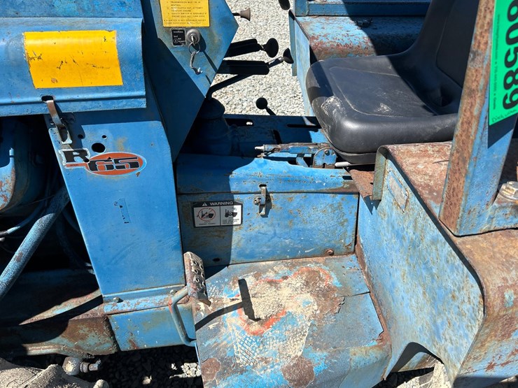 ditch-witch-r65-image-43