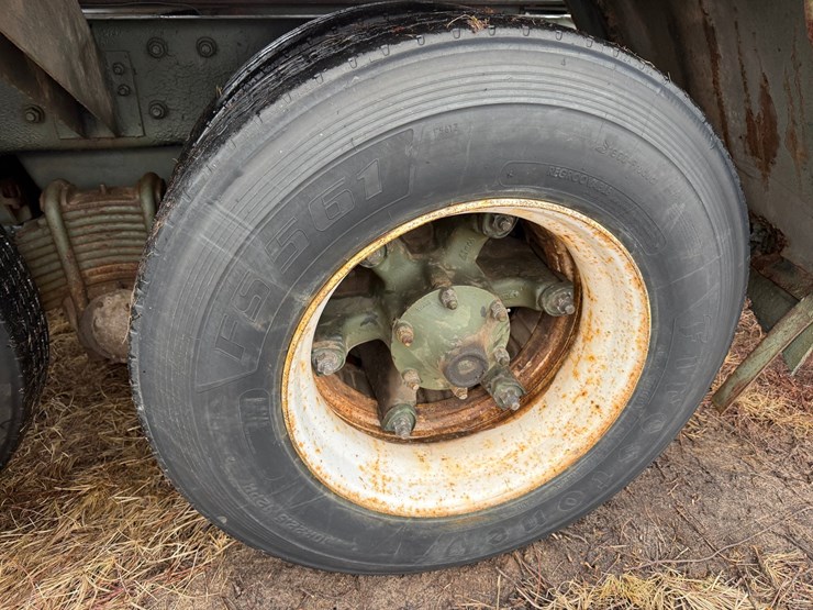 1984-mack-dm492s-image-75