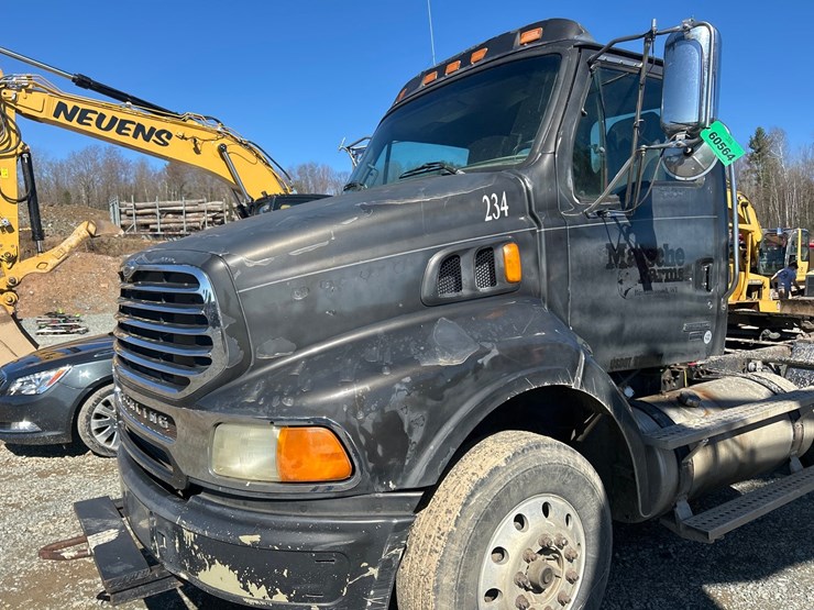 2005-massey-ferguson-8-image-11