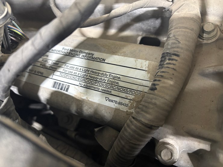 2022-ford-f550-sd-image-29