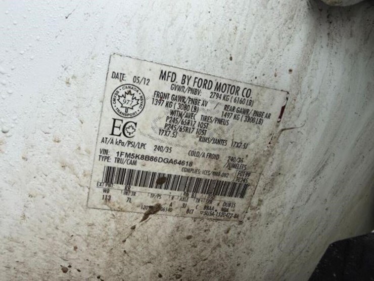 2013-ford-explorer-image-9