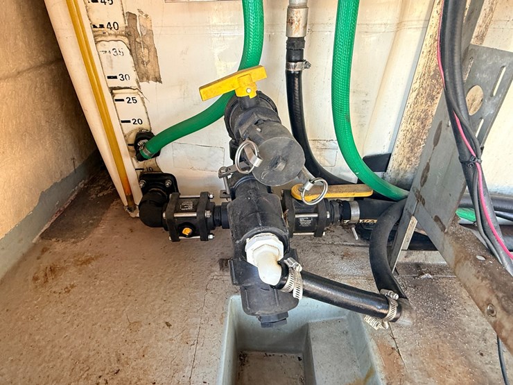 2001-isuzu-npr-image-28