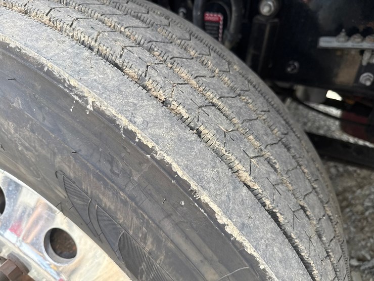 2019-massey-ferguson-8-image-62