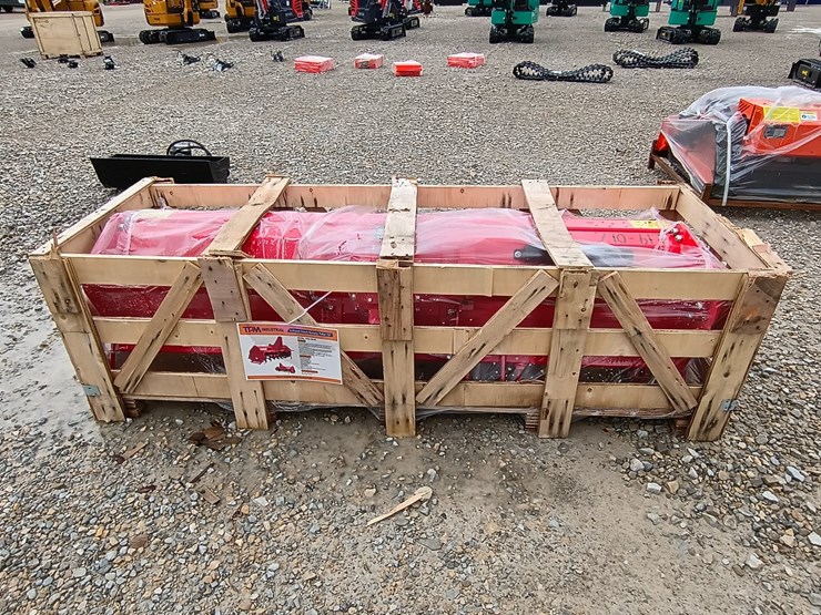 #l19-017-•-tpm-3-point-72"-rotary-tiller-image-5