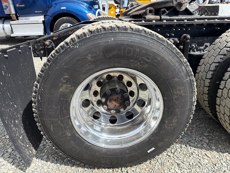 2019-massey-ferguson-8-image-67