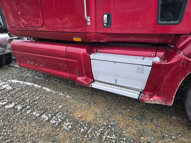 2007-peterbilt-387-image-21