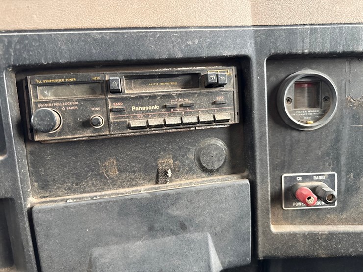 1990-international-4900-image-72