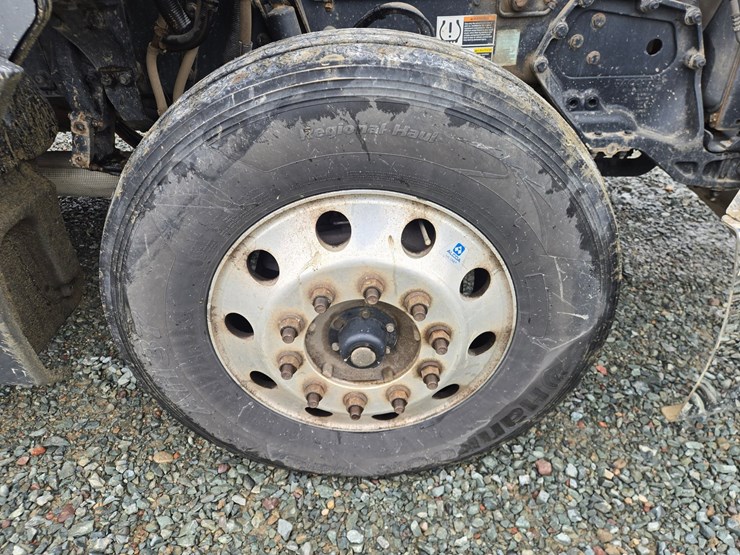 2017-kenworth-t680-image-91