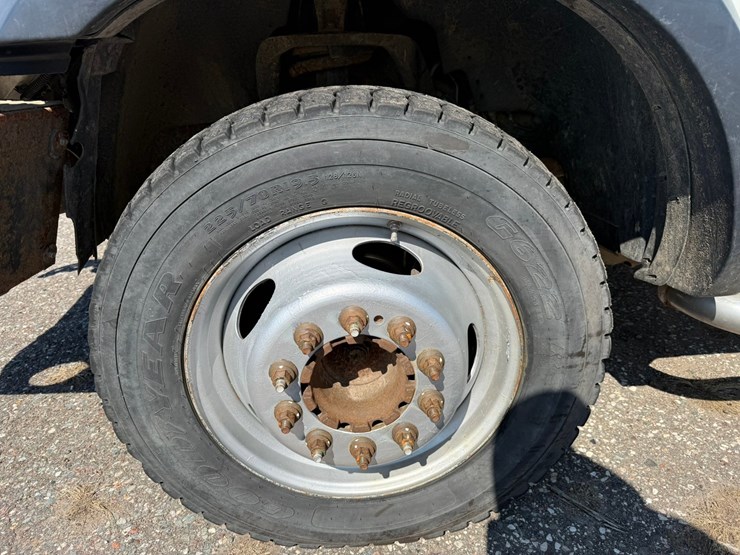 #1060-•-2015-ram-5500-heavy-duty-service-truck-image-53