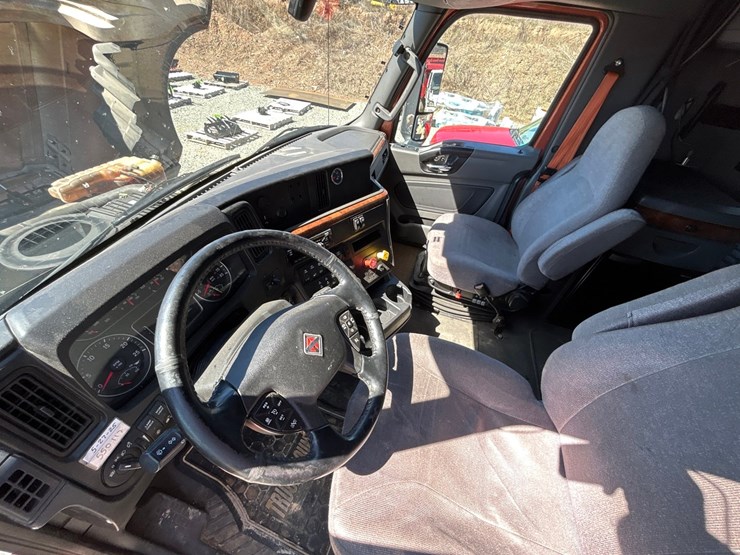 2019-international-lt-image-74