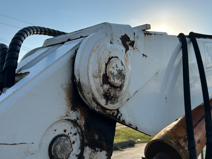 peterbilt-365-image-50