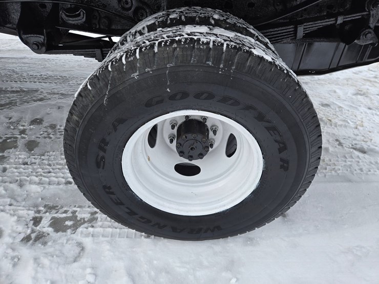 2001-ford-f350-image-64