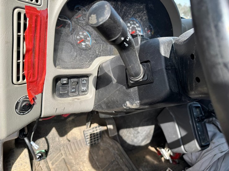 2014-international-4300-sba-image-38