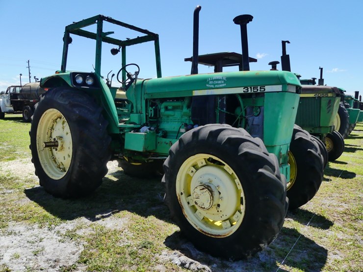 john-deere-3155-image-2