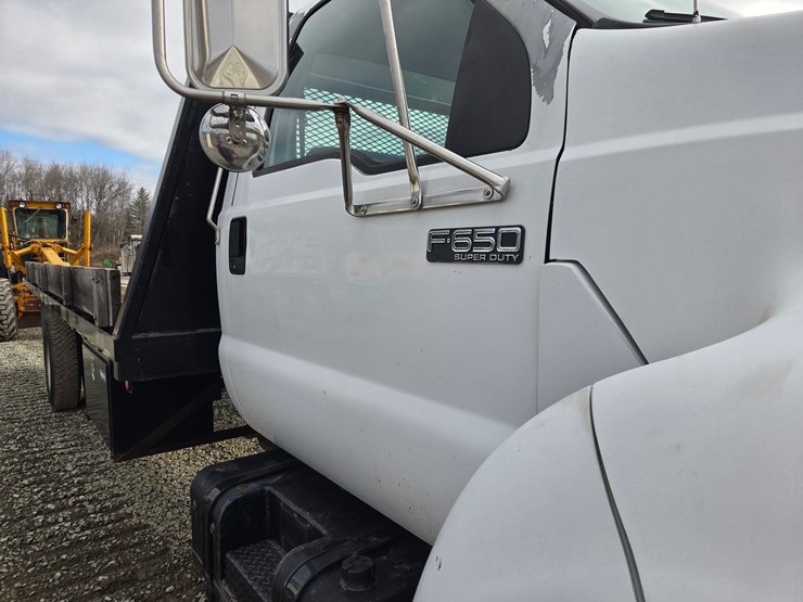 2000-ford-f650-image-14