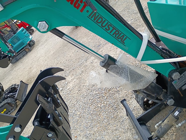 #24170-•-2025-agt-mh12rx-mini-excavator-image-25