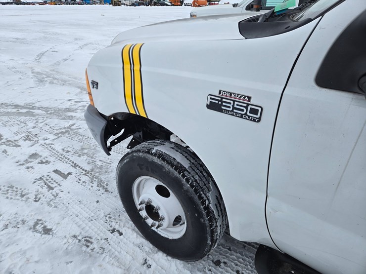 2001-ford-f350-image-10