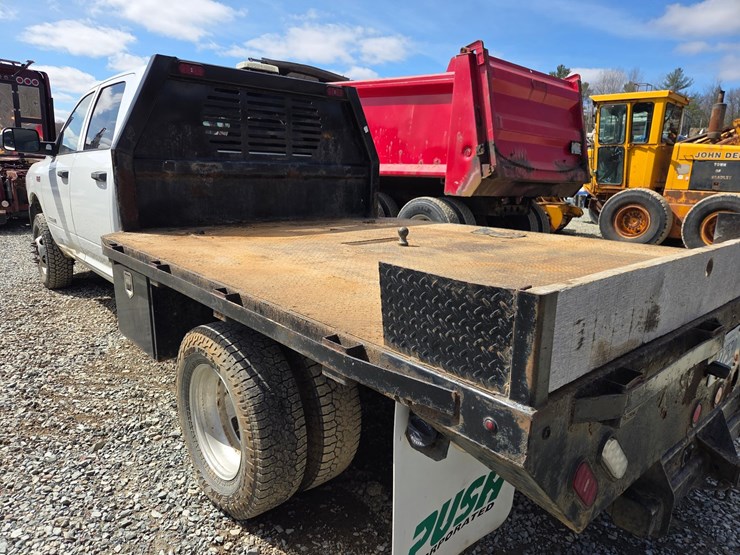 2019-dodge-3500hd-image-21