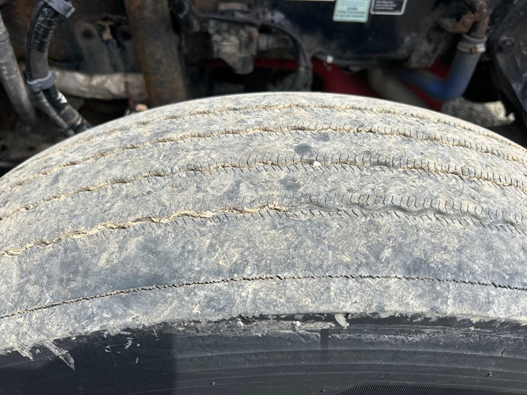 2017-kenworth-t660-image-74