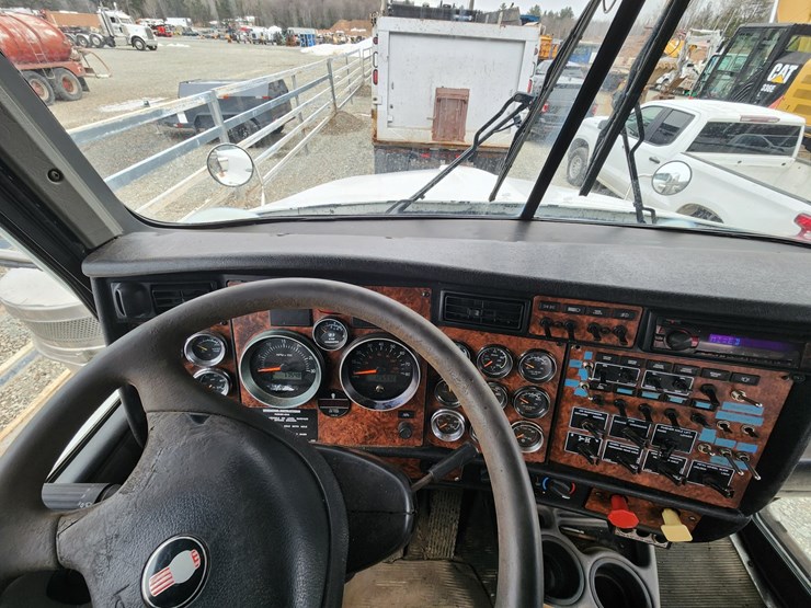 2006-kenworth-t800-image-55